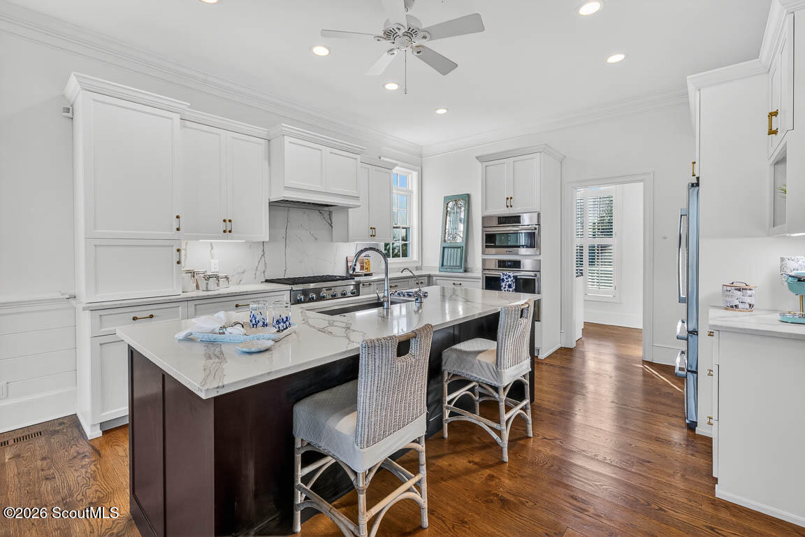 941 Champney St. Simons Island, GA 31522 - Photo 19 of 60
