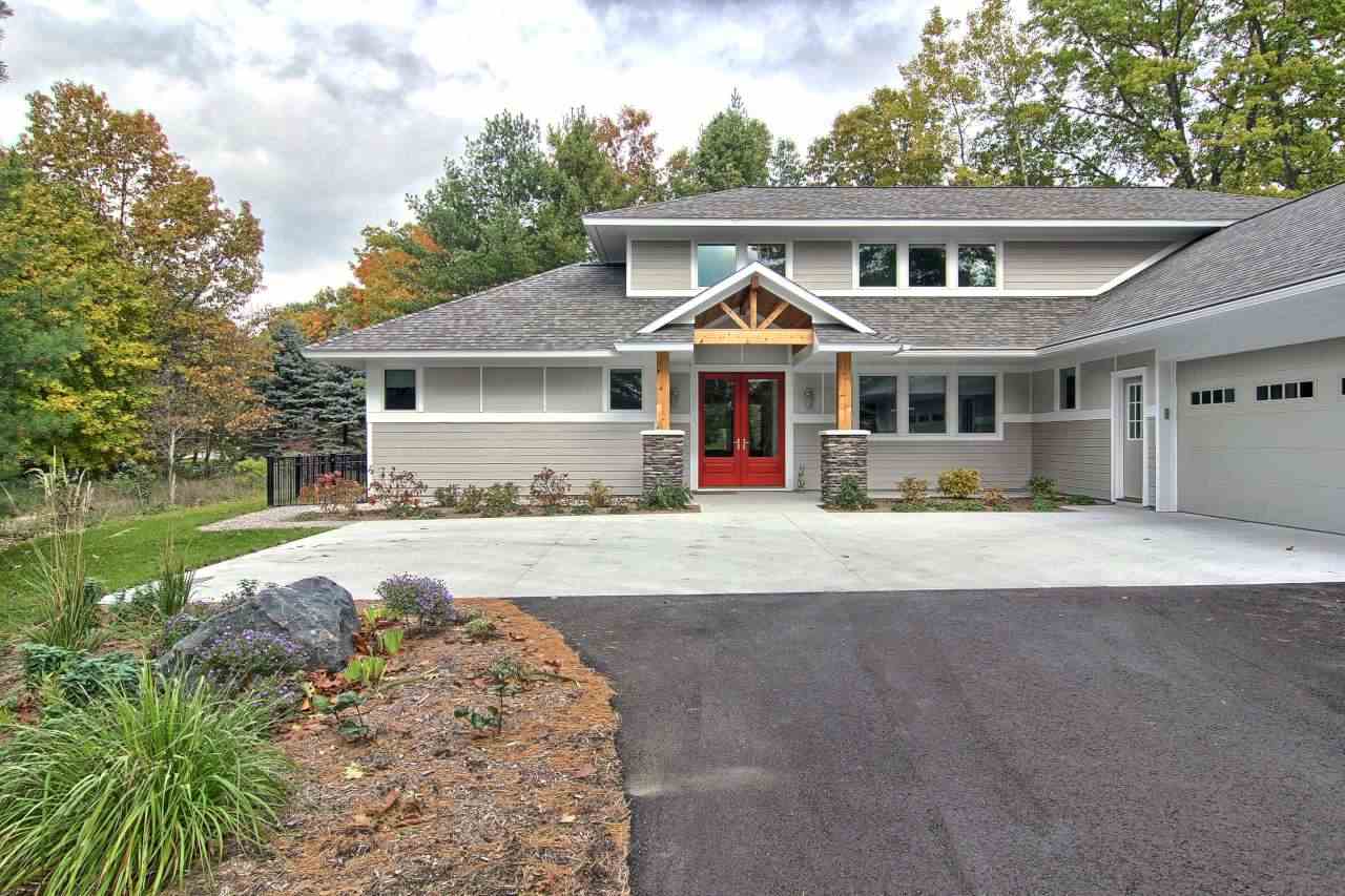 570 Walnut Ridge Traverse City, MI 49686 - Photo 36 of 39 1854548-35.JPG