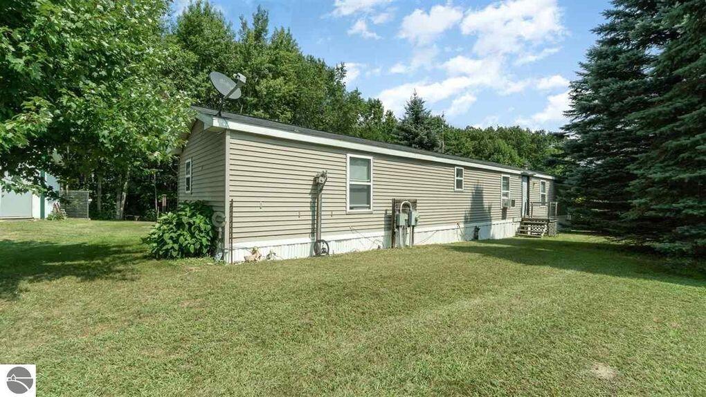 11460 West Broomfield Road Remus, MI 49340 - Photo 6 of 26 48dde02a7a61bc86761257fb971aa662l-m39296