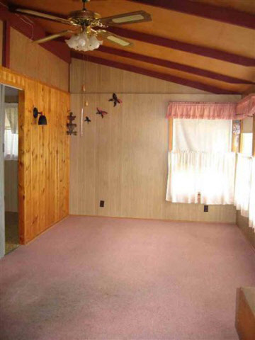 9558 Adams Road St. Helen, MI 48656 - Photo 3 of 10 20159012-2.JPG