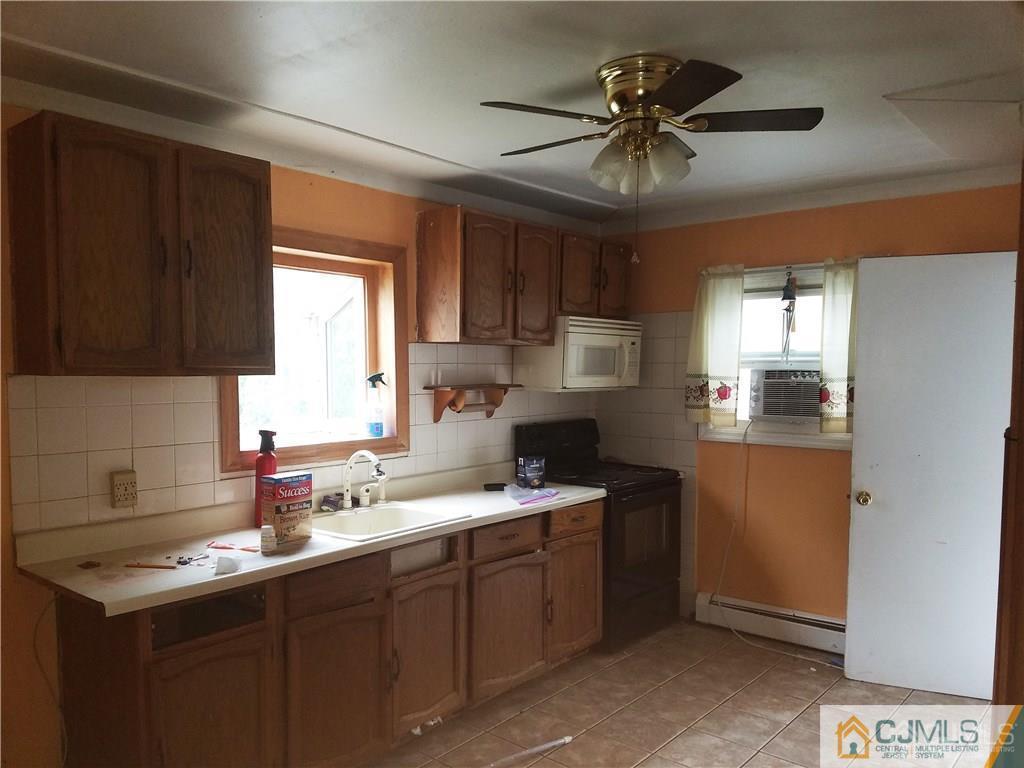 40 West Greystone Road Old Bridge, NJ 08857 - Photo 8 of 16 Gallery Image 8