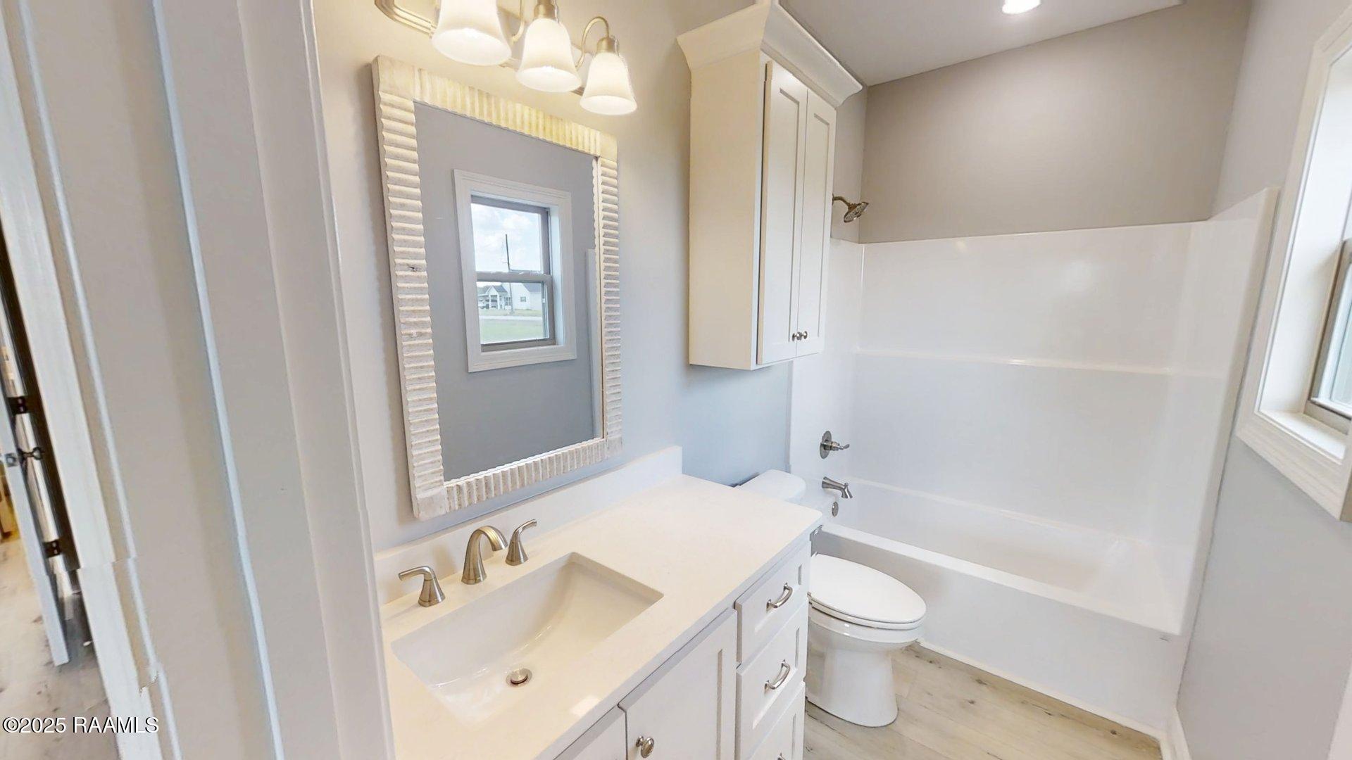 9916 Lou Ella Road Kaplan, LA 70548 - Photo 12 of 20 Primary Bathroom