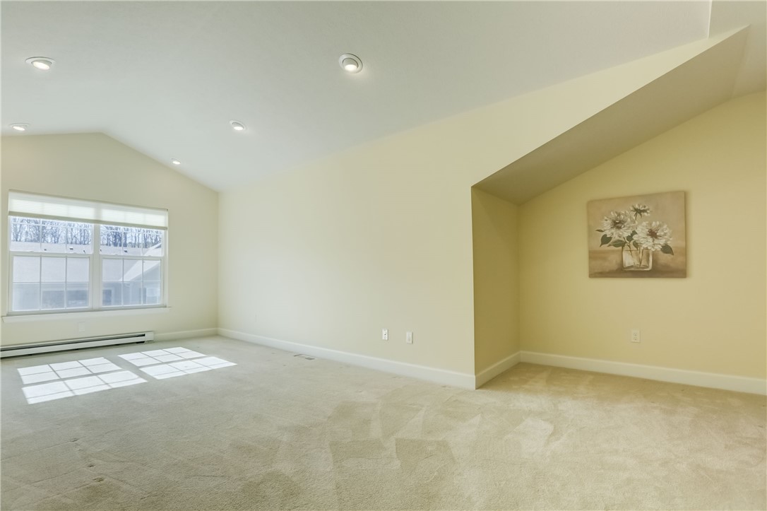 3243 Abbey Road Buffalo, NY 14224 - Photo 29 of 36 Spacious loft bedroom with additional sitting area