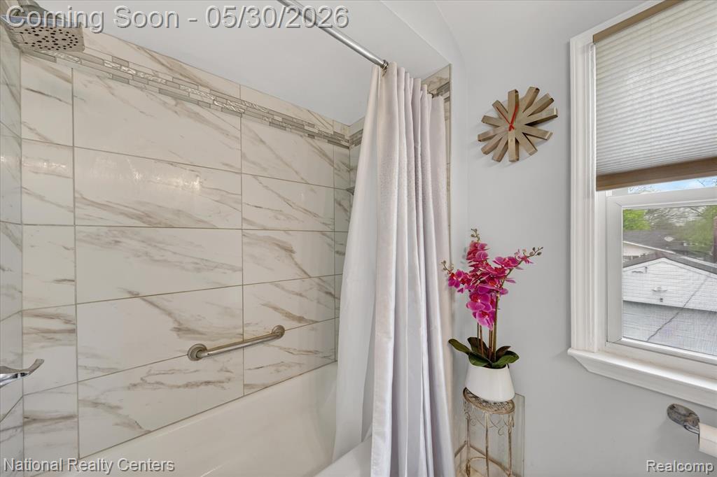 3956 Harvard Road Detroit, MI 48224 - Photo 29 of 44