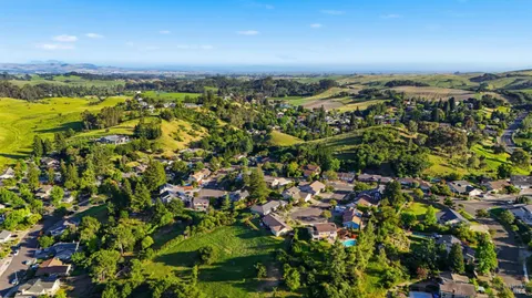 $1,650,000 | 3392 Royal Court, Napa, CA 94558