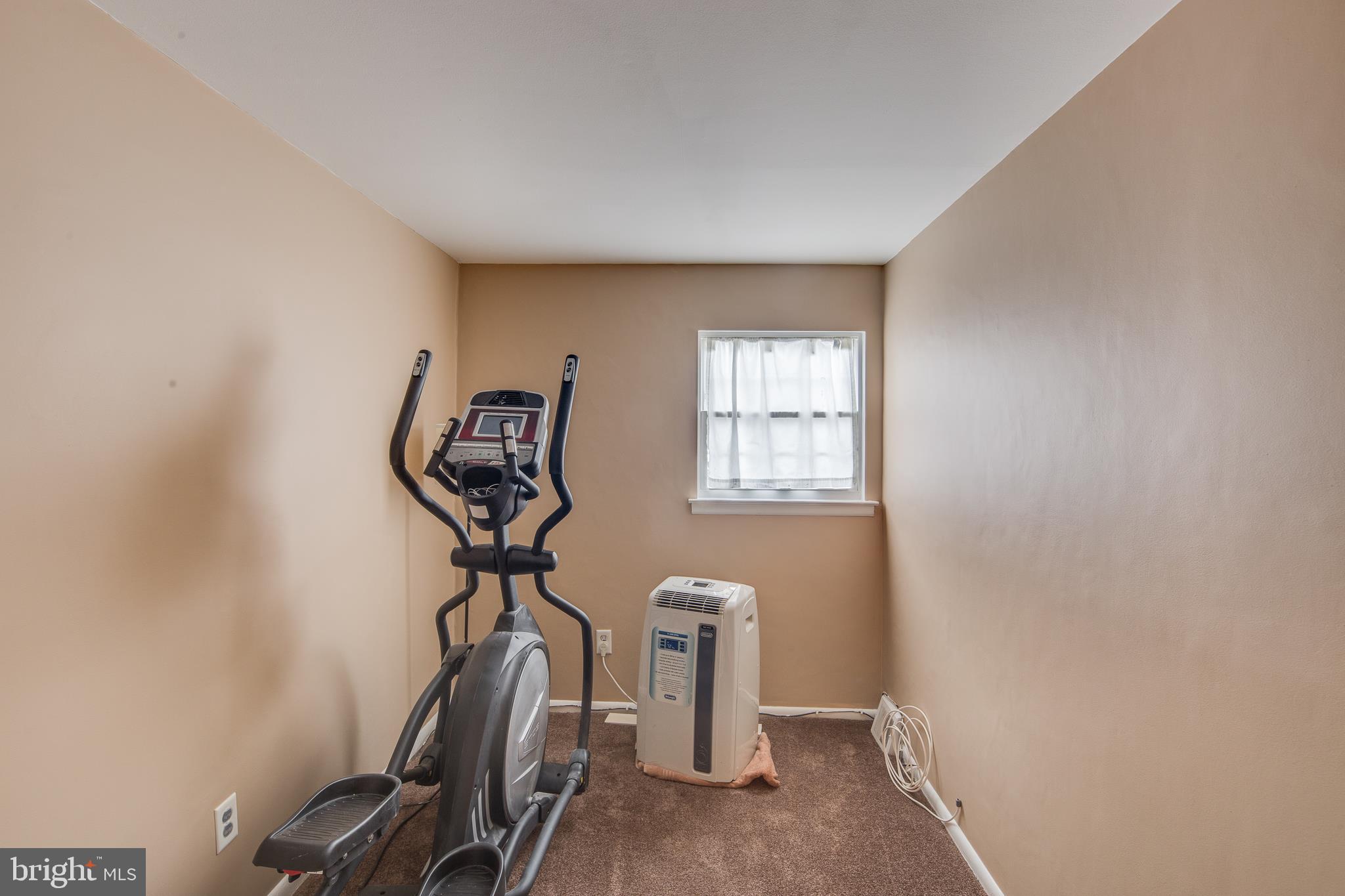 2839 Welsh Road Philadelphia, PA 19152 - Photo 13 of 19 Bedroom 2