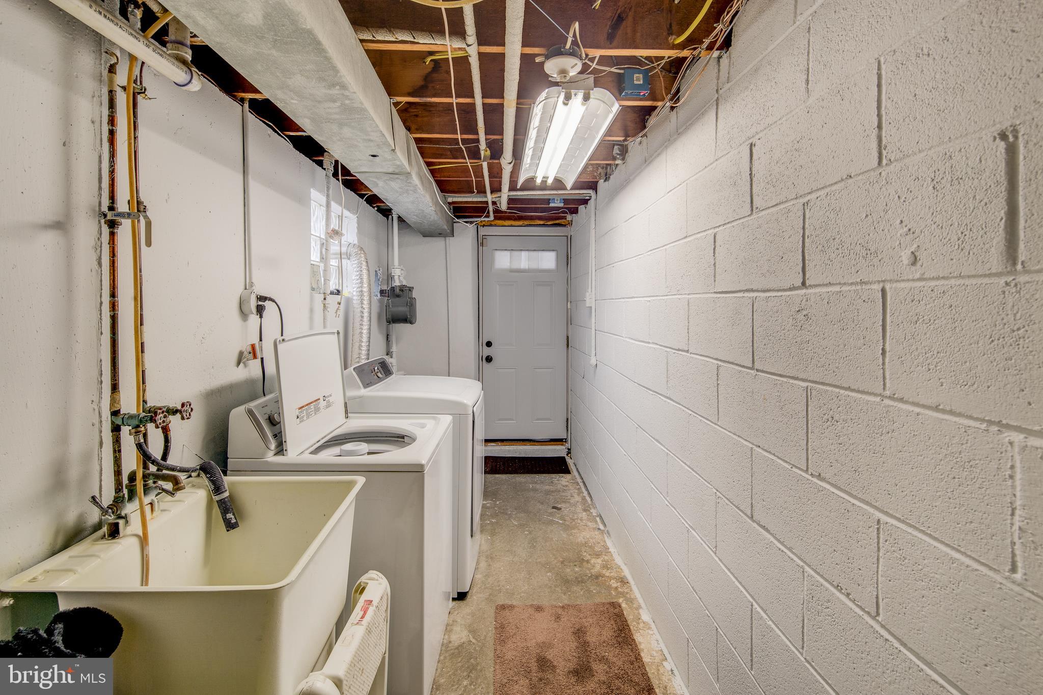 2839 Welsh Road Philadelphia, PA 19152 - Photo 17 of 19 Laundry Room