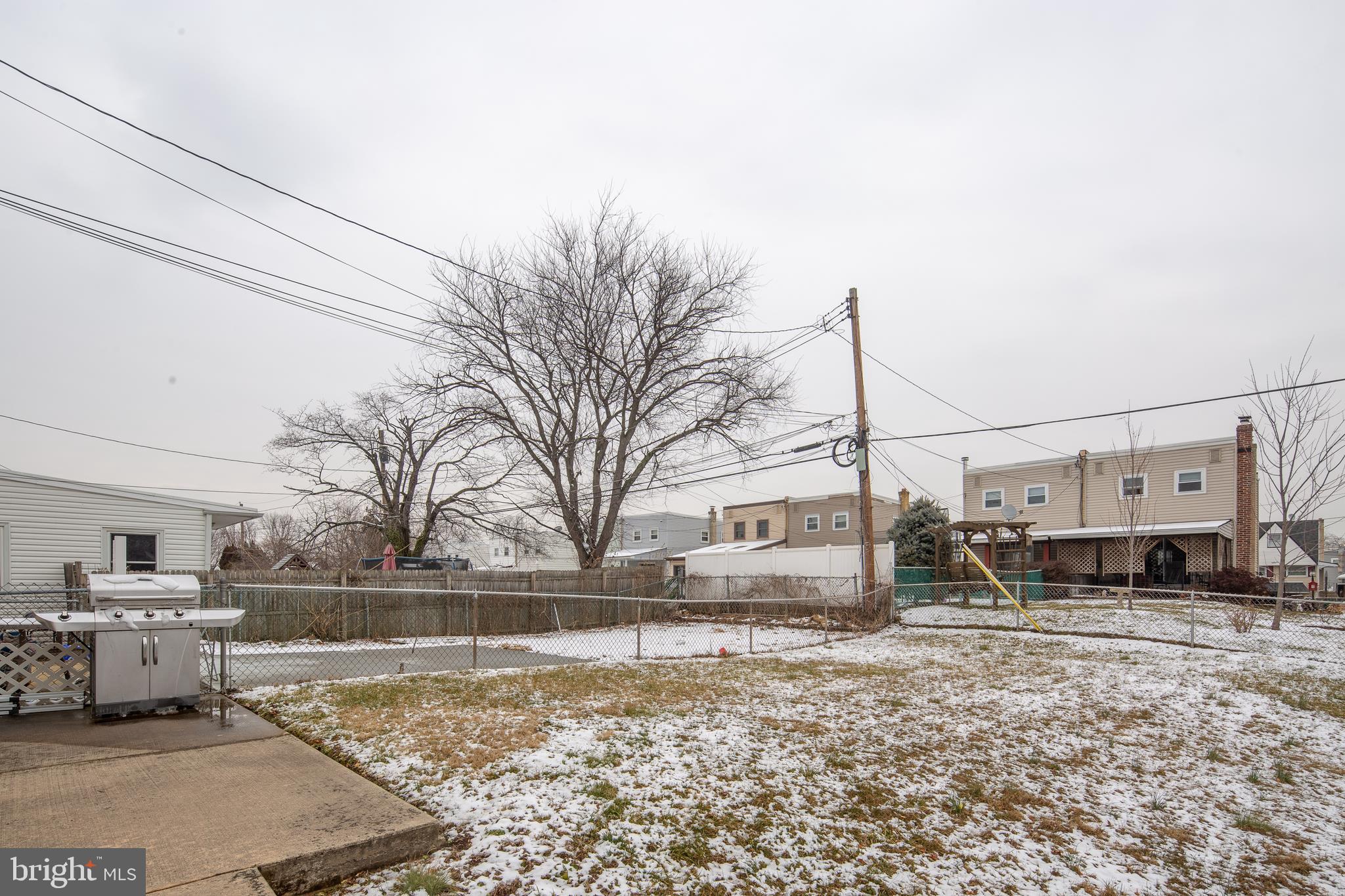 2839 Welsh Road Philadelphia, PA 19152 - Photo 18 of 19 Rear Yard