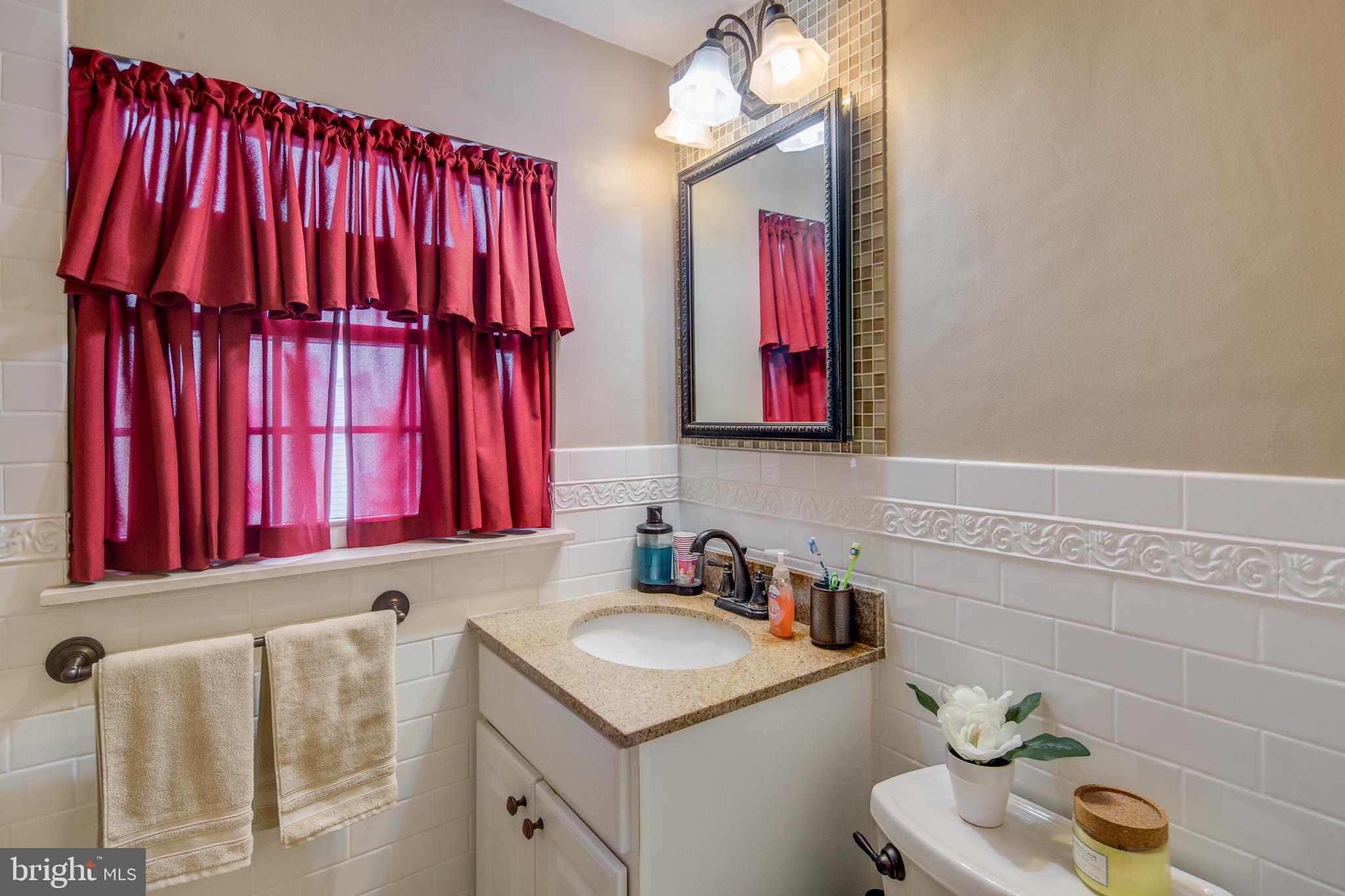 2839 Welsh Road Philadelphia, PA 19152 - Photo 10 of 19 Main Bathroom