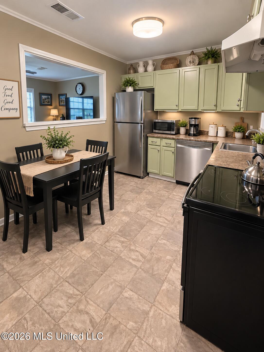 15420 Old River Road Vancleave, MS 39565 - Photo 11 of 18 Kitchen