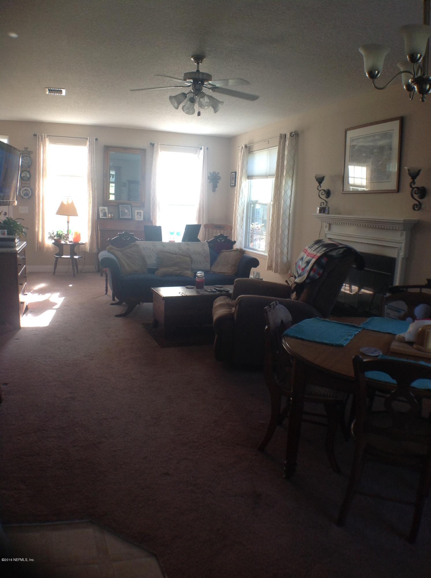 2366 Tyrone Road Middleburg, FL 32068 - Photo 6 of 21 Family Room 2