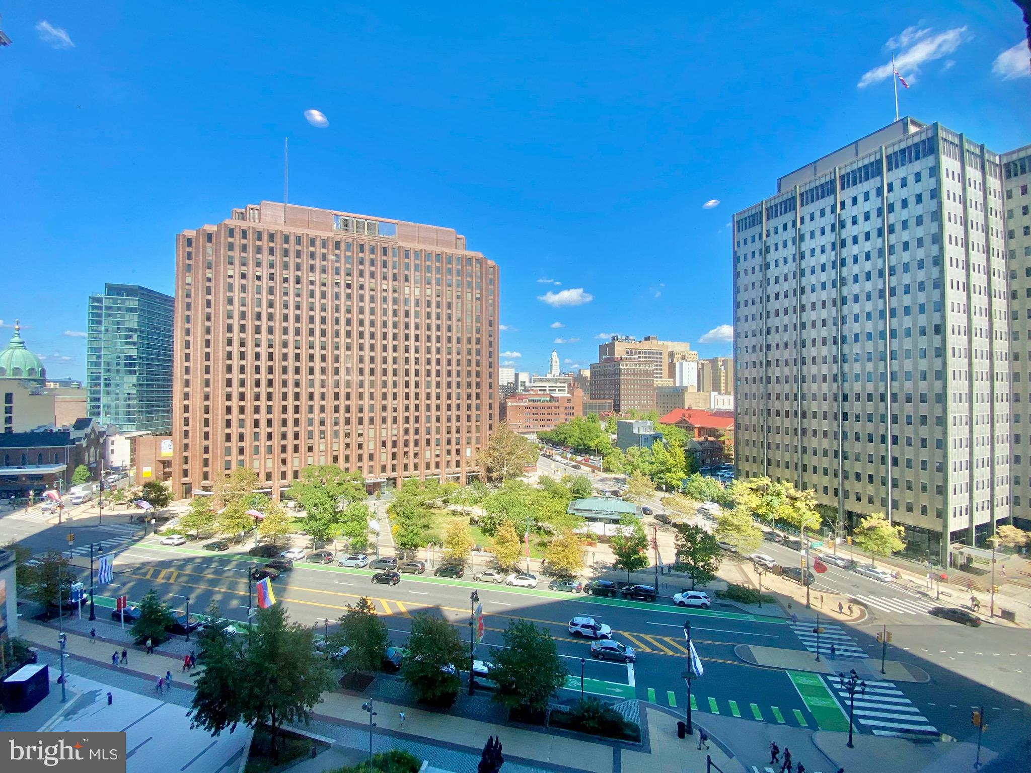 1600-18 Arch Street, Unit 803 Philadelphia, PA 19103 - Photo 4 of 34 a view of a city