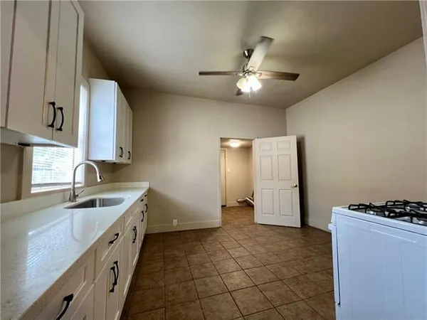 $1,000 | 533 Avenue B, Marrero, LA 70072
