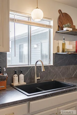 $465,000 | 1475 North 600 East, Shelley, ID 83274