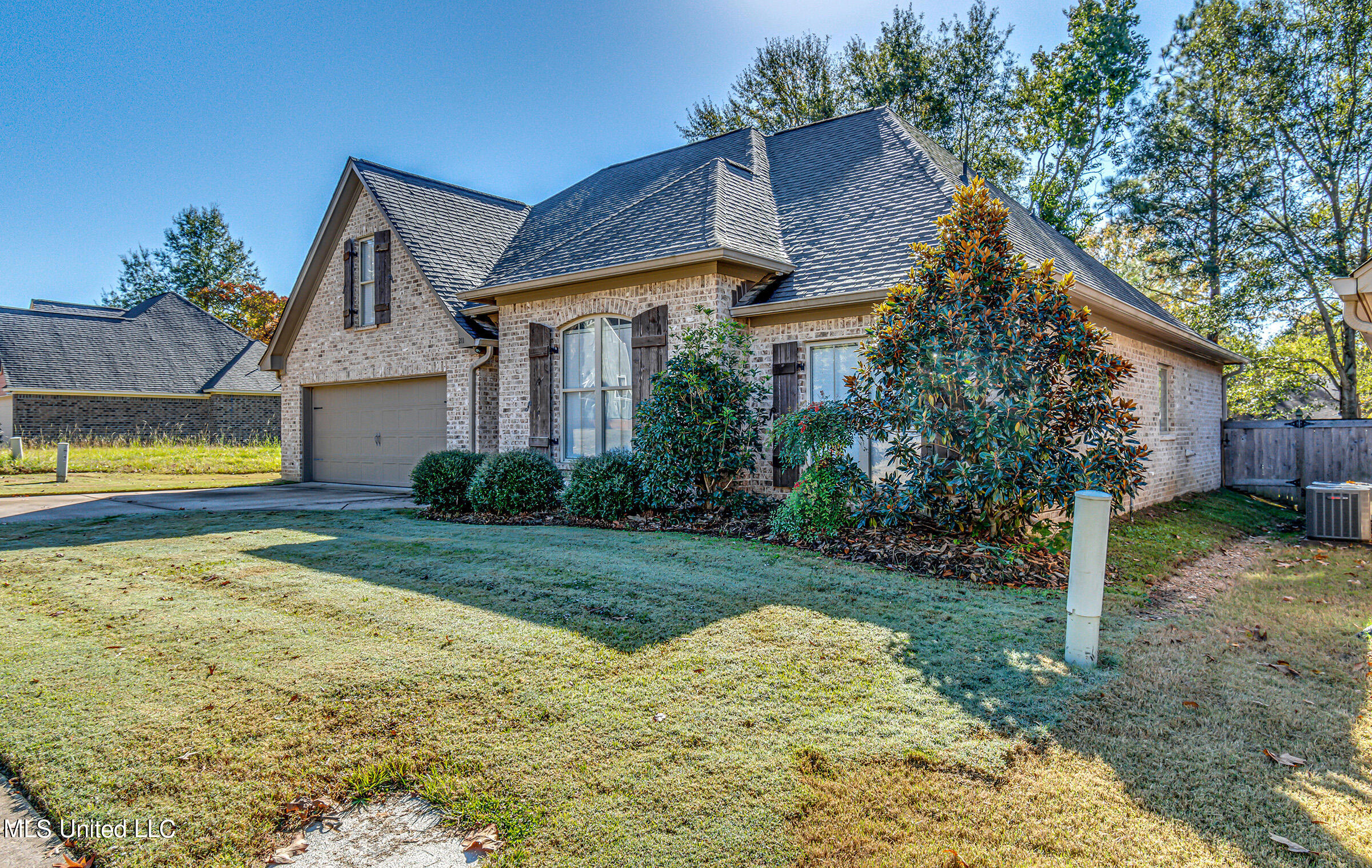 211 Rue Beau Chene Ridgeland, MS 39157 - Photo 3 of 57 211 Reu Beau Chen-6