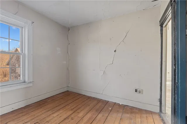 $245,000 | 590 Davisville Road, North Kingstown, RI 02852