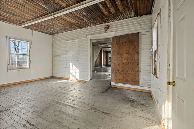 $245,000 | 590 Davisville Road, North Kingstown, RI 02852