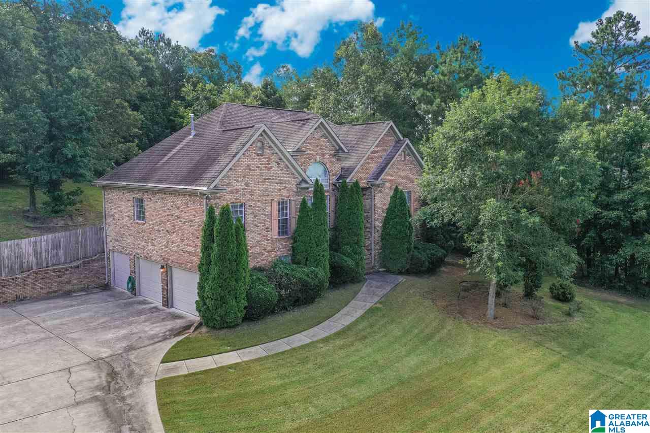 1013 Baron Lane Chelsea, AL 35043 - Photo 2 of 44