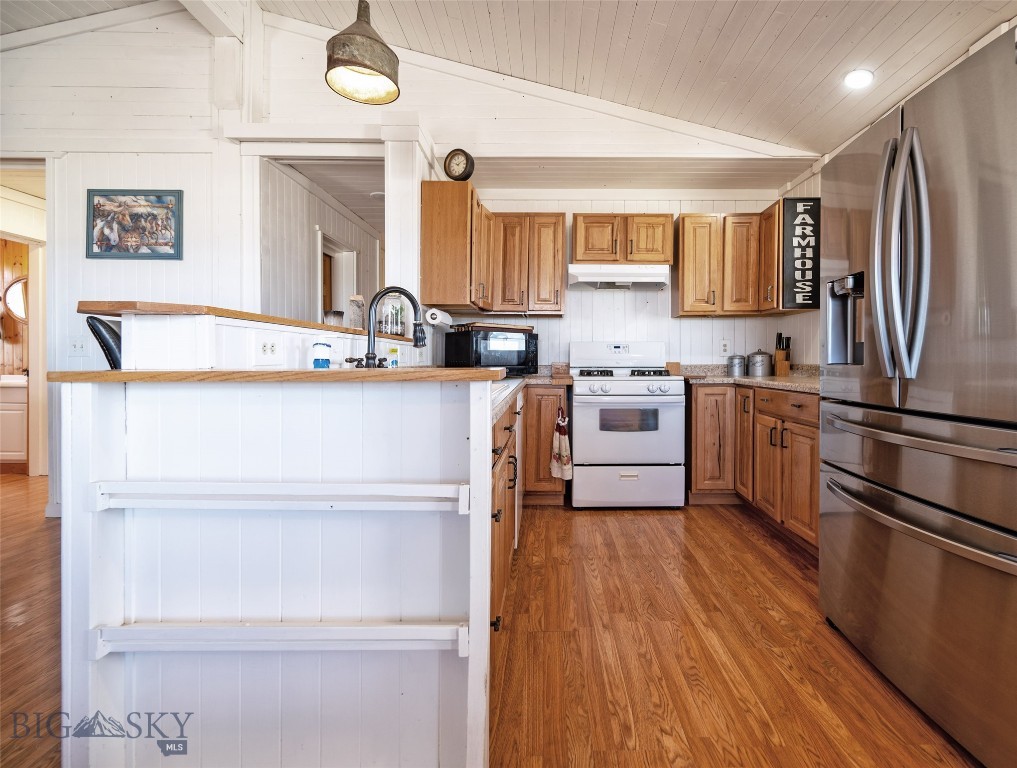 600 Blue Ribbon Lane Dillon, MT 59725 - Photo 48 of 65 Kitchen