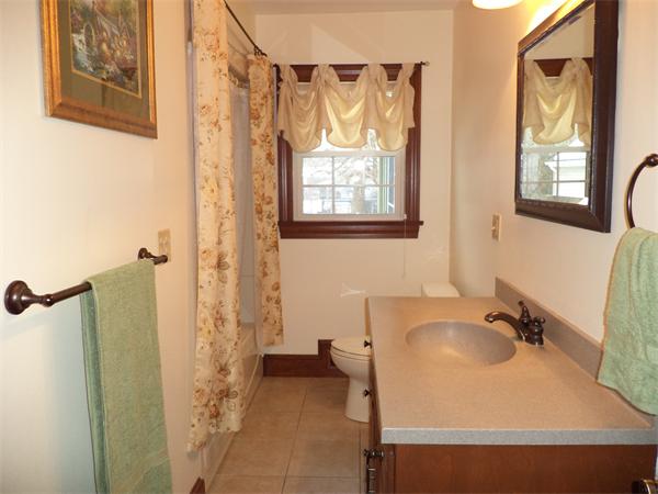 199 Highland Road Somerset, MA 02726 - Photo 18 of 30 Gallery Image 18