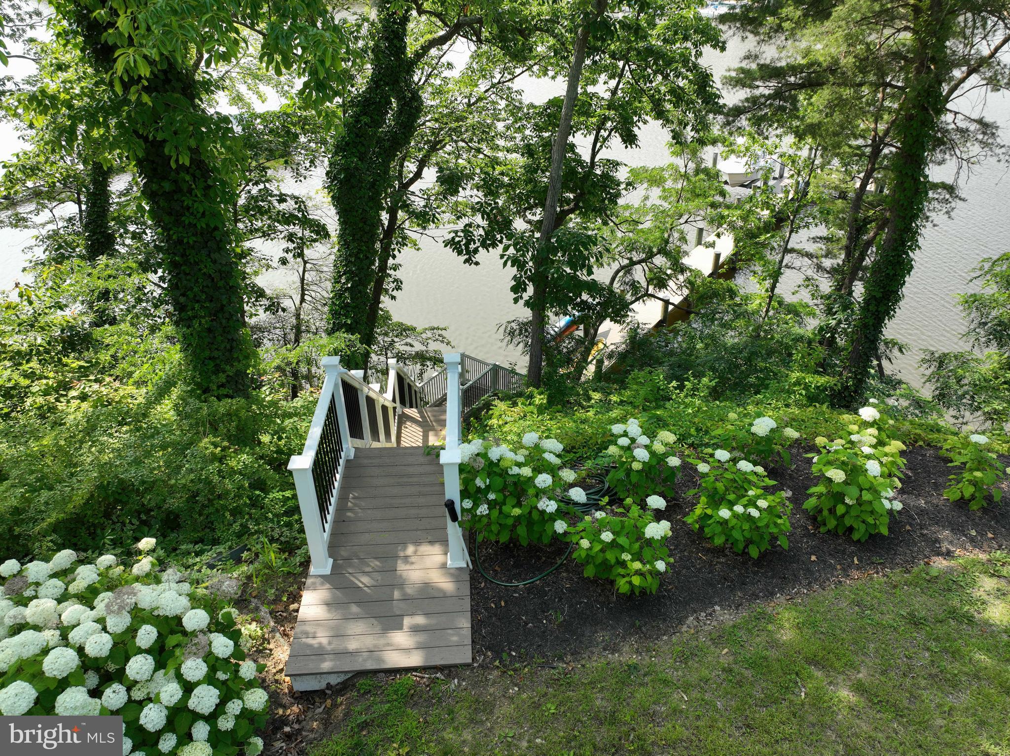 188 Southdown Road Edgewater, MD 21037 - Photo 12 of 89