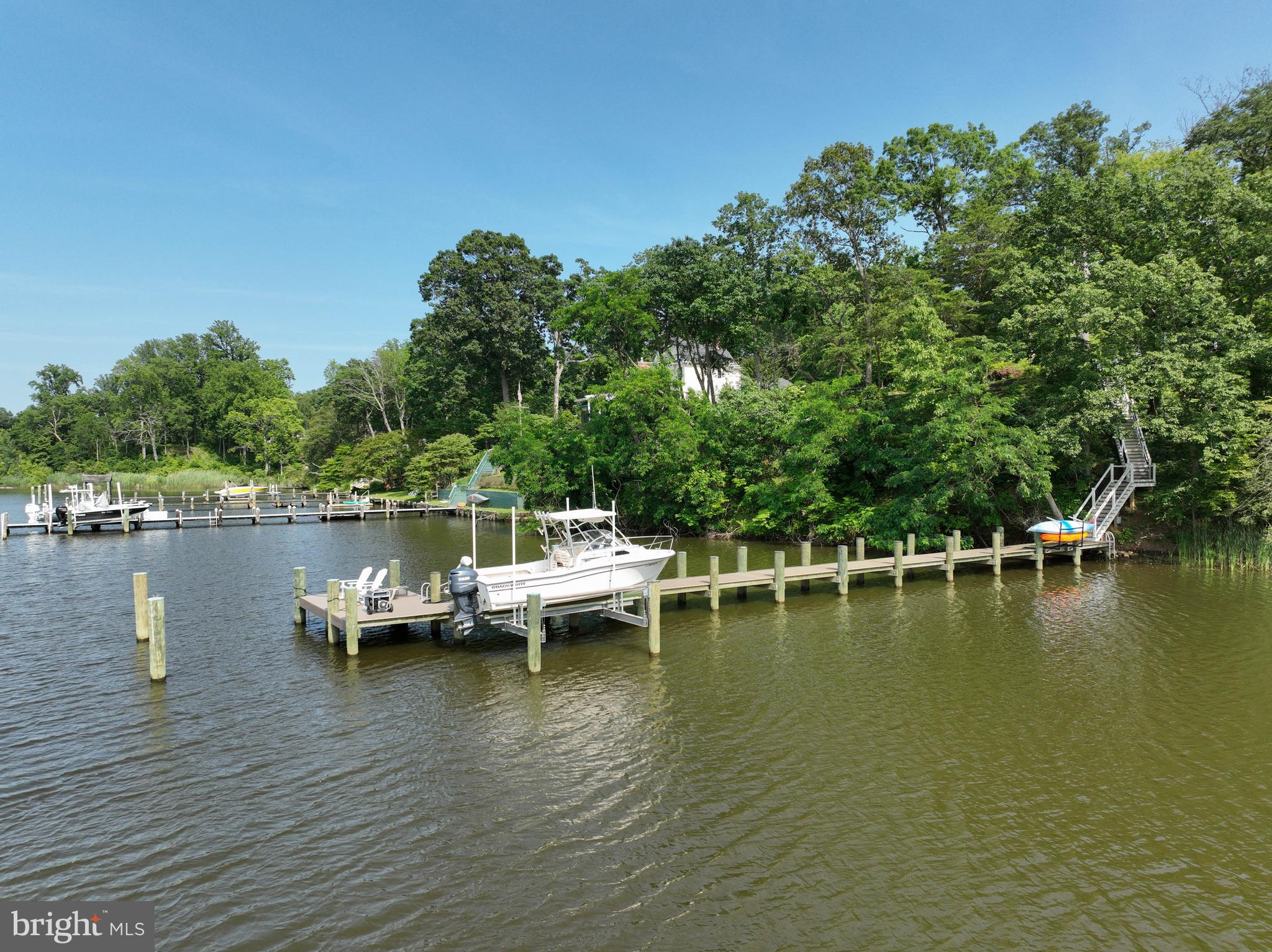 188 Southdown Road Edgewater, MD 21037 - Photo 4 of 89