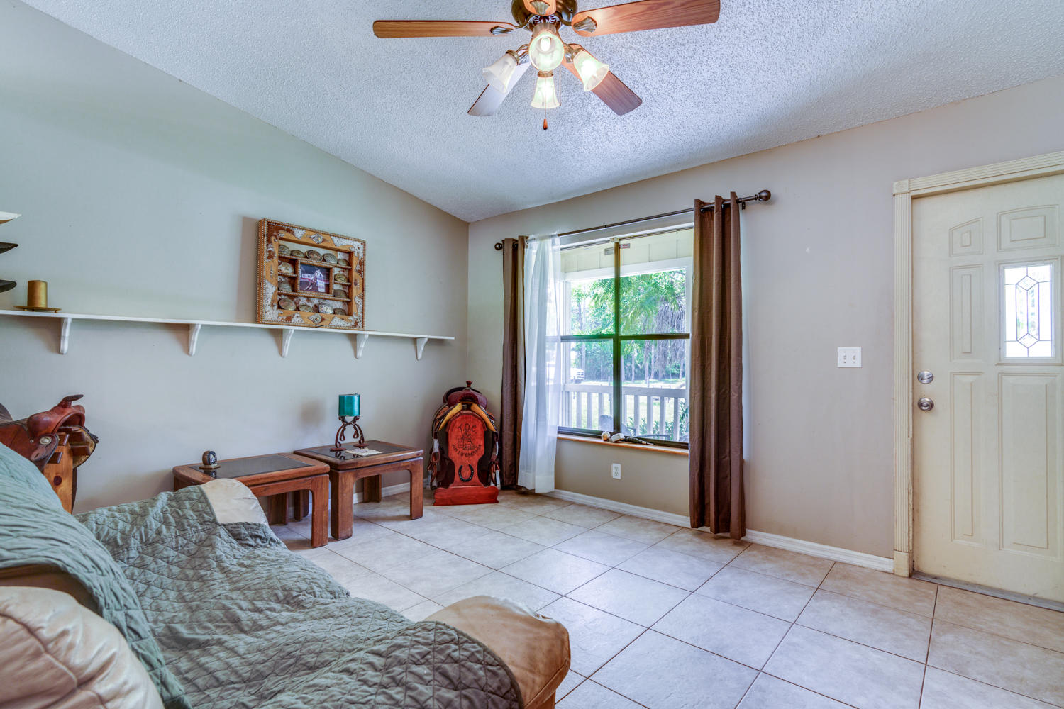 16406 88th Road North Loxahatchee, FL 33470 - Photo 11 of 29 Family Room