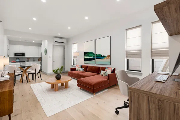 $785,000 | 463 West 142nd Street, Unit PHB | Hamilton Heights