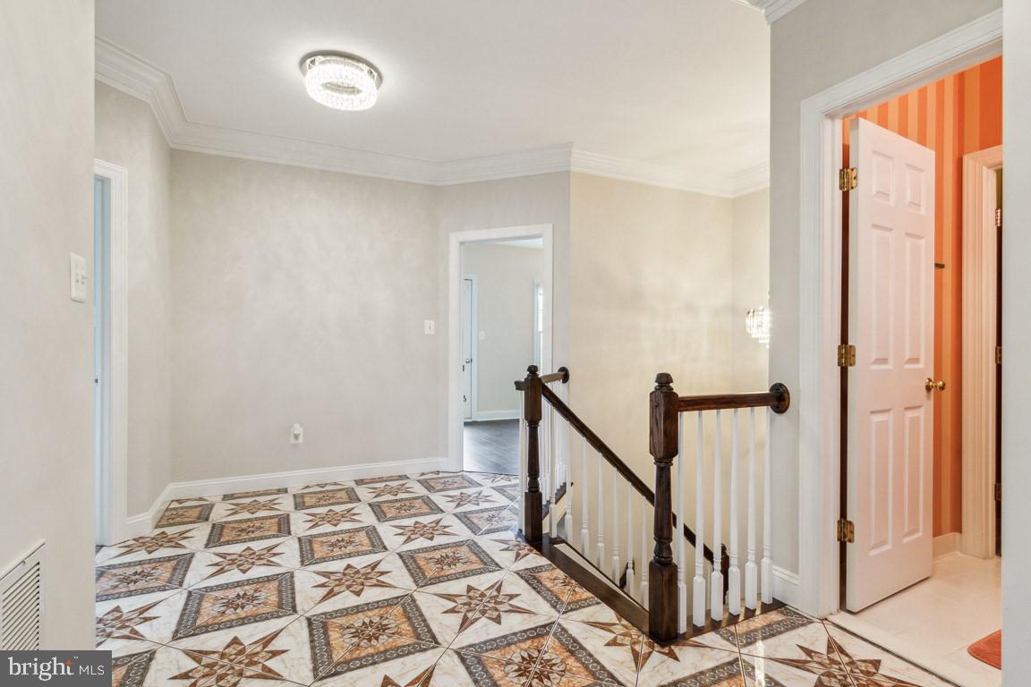 16000 Tryon Way Gainesville, VA 20155 - Photo 46 of 126 European Inspired Tile Flooring