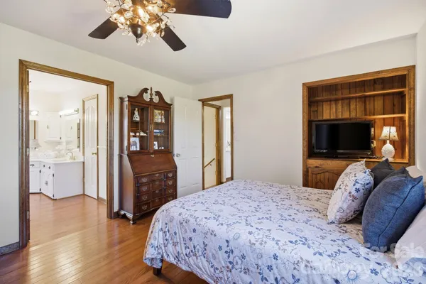 $1,600,000 | 573 Randolph Road, Marion, NC 28752