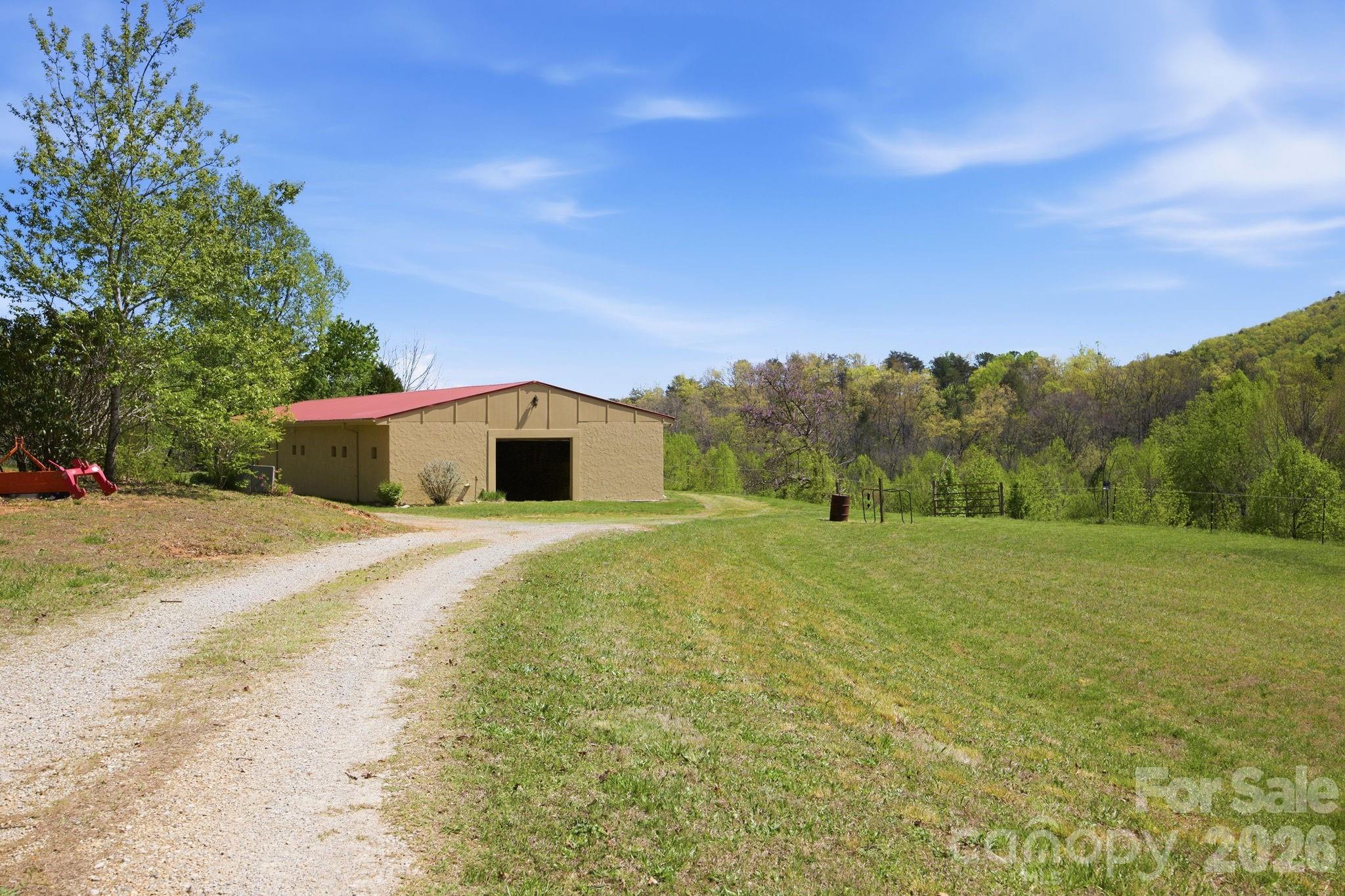 573 Randolph Road Marion, NC 28752 - Photo 27 of 37