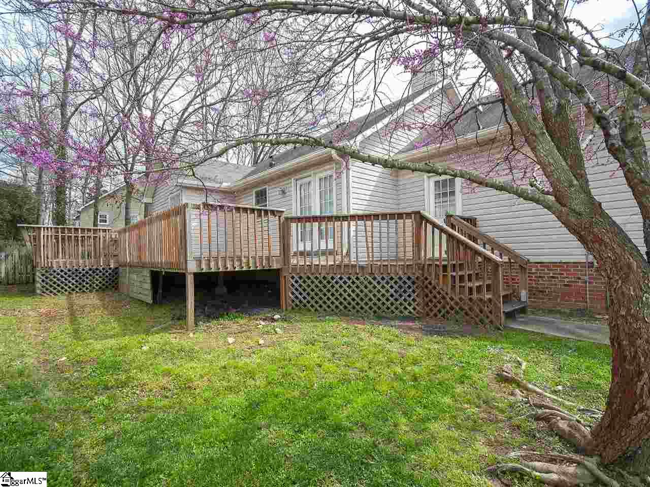 2 Landfall Court Simpsonville, SC 29681 - Photo 6 of 36 Gallery Image 6