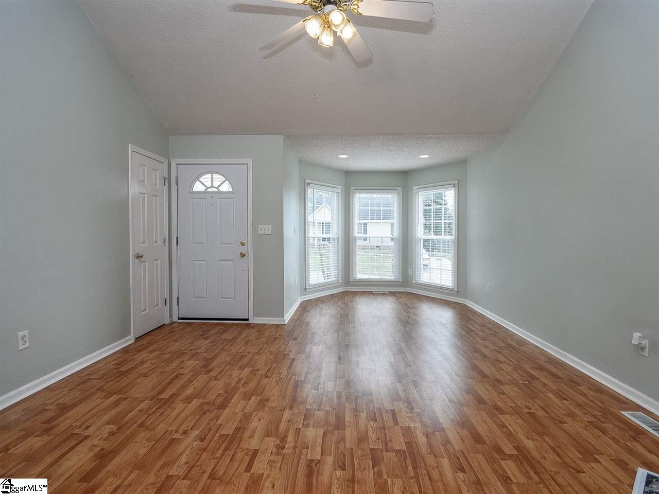 2 Landfall Court Simpsonville, SC 29681 - Photo 8 of 36 Gallery Image 8