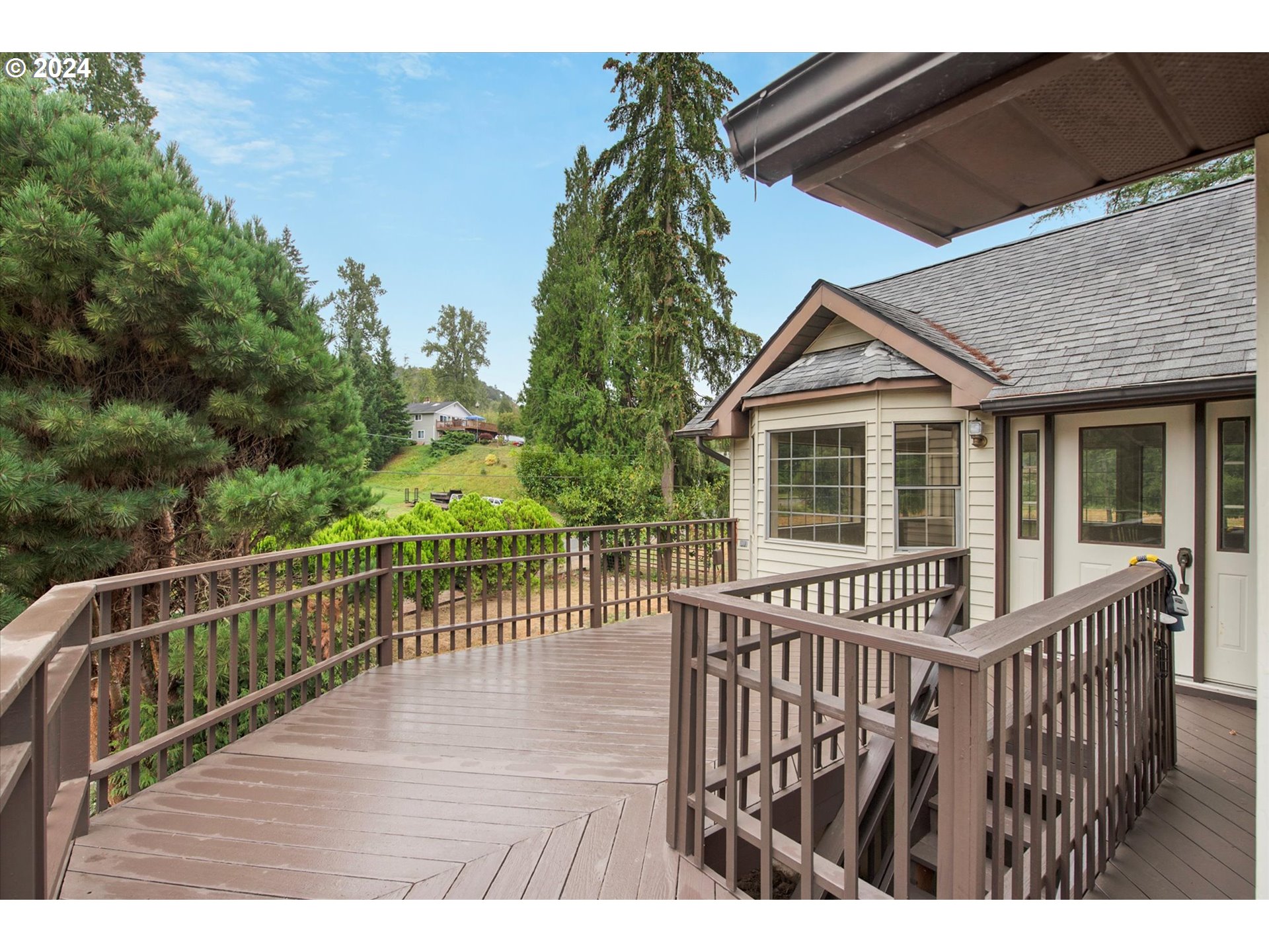 140 Evergreen Road Kelso, WA 98626 - Photo 8 of 47 Gallery Image 8