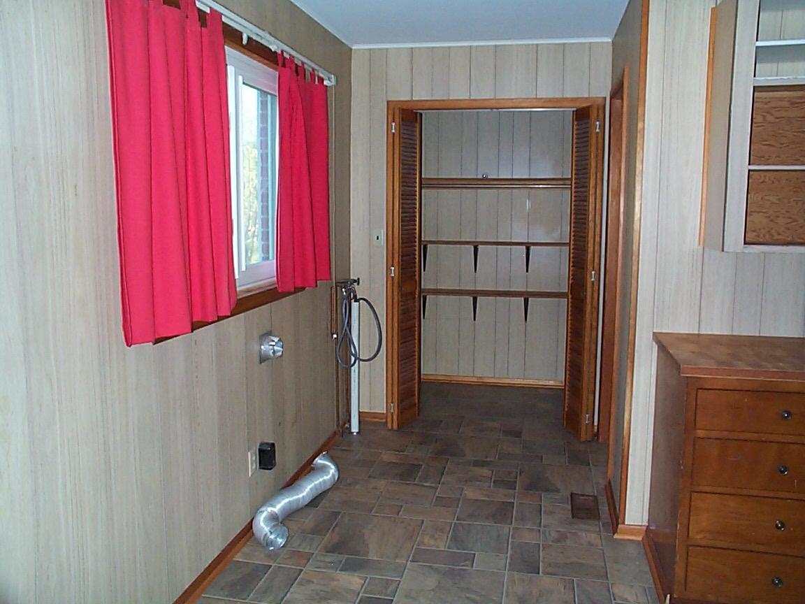 27615 Risch Road Rockbridge, OH 43149 - Photo 15 of 18 Gallery Image 15