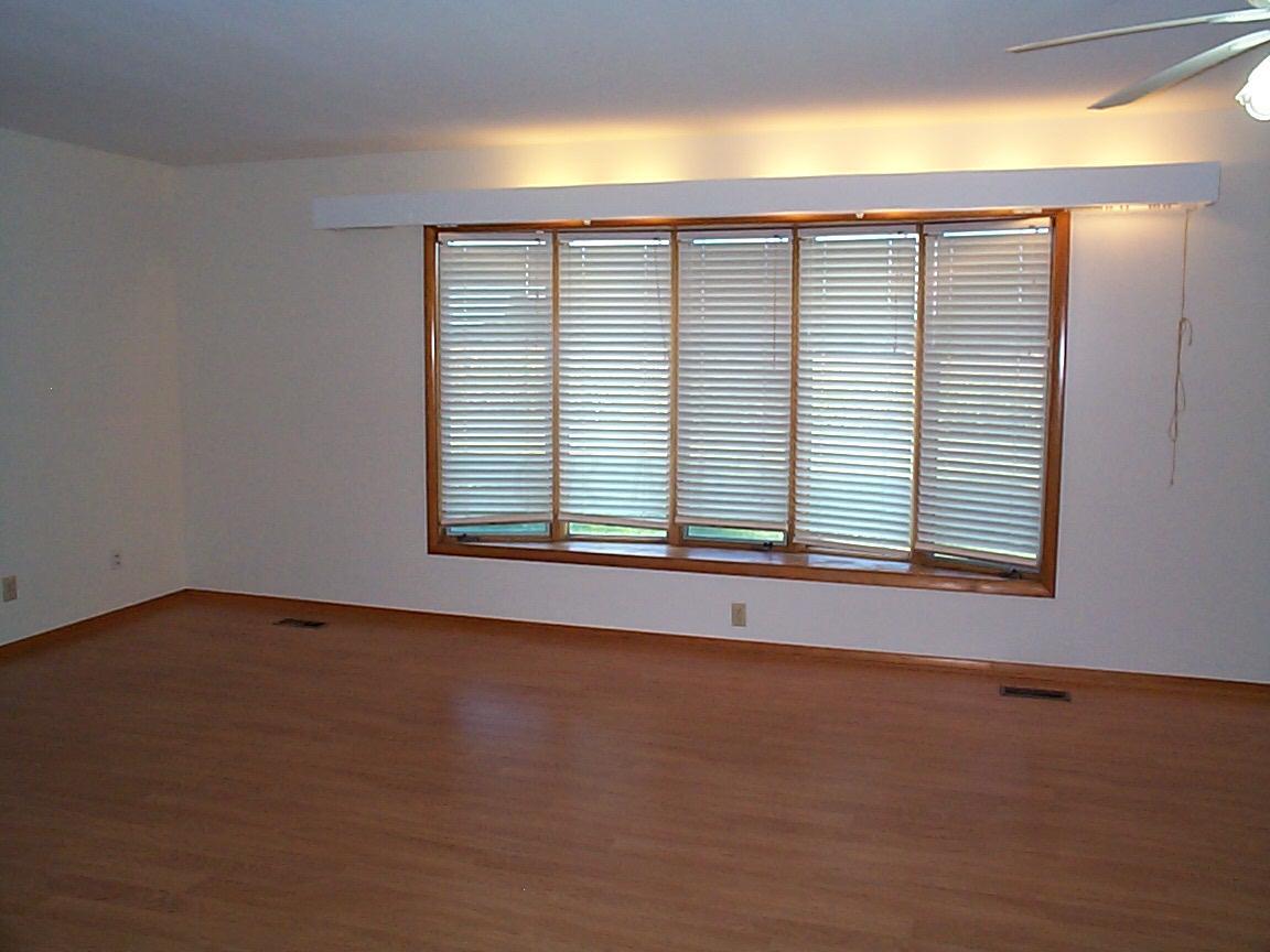 27615 Risch Road Rockbridge, OH 43149 - Photo 4 of 18 Gallery Image 4