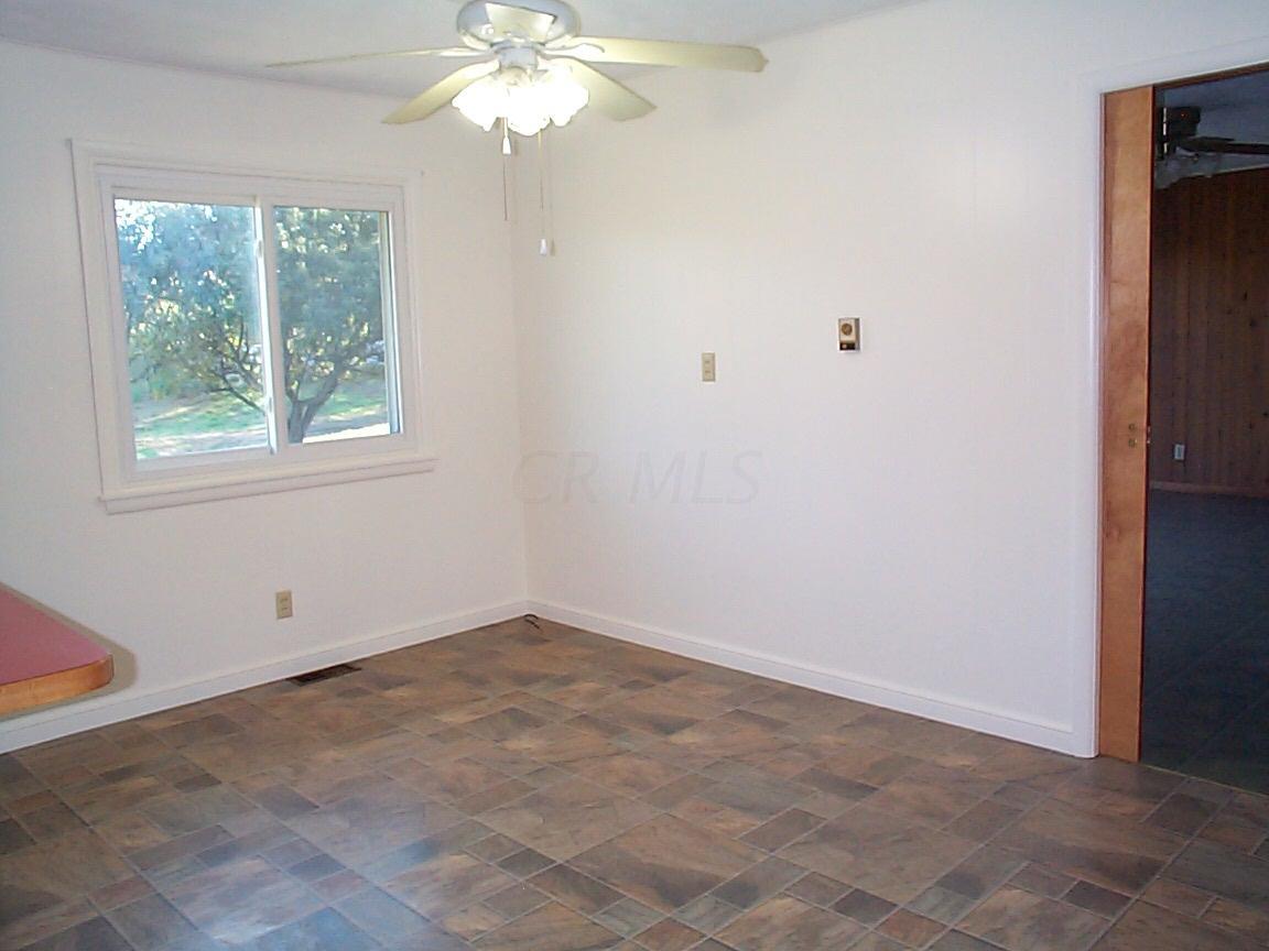 27615 Risch Road Rockbridge, OH 43149 - Photo 7 of 18 Gallery Image 7