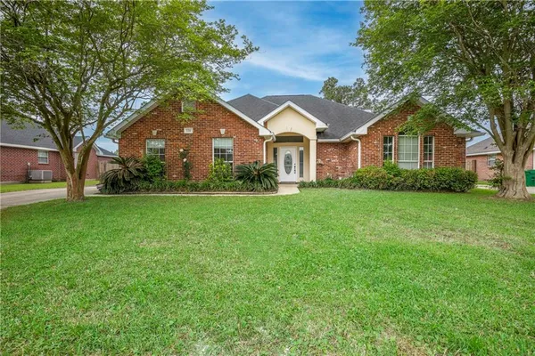 $2,500 | 110 Pennbrooke Drive, Laplace, LA 70068