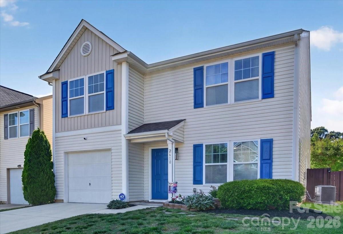 2610 Bramble Ridge Court Charlotte, NC 28215 - Photo 2 of 33 Gallery Image 2