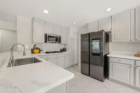 $1,449,000 | 7013 Via Coello, Carlsbad, CA 92009