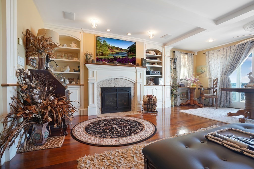 23 Ripley Street Somerset, MA 02725 - Photo 7 of 37 Gallery Image 7