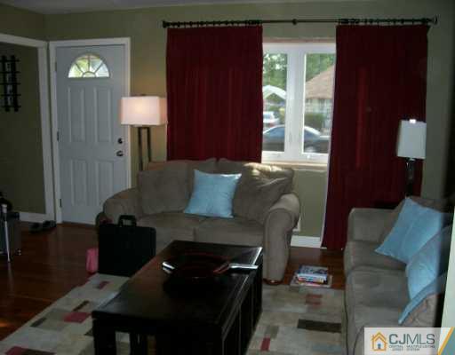 23 Markham Road Edison, NJ 08817 - Photo 2 of 8