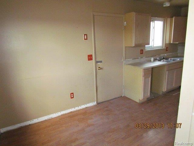 2432 Stephens Road Warren, MI 48091 - Photo 8 of 15 STEPHENS INITIAL17.jpg