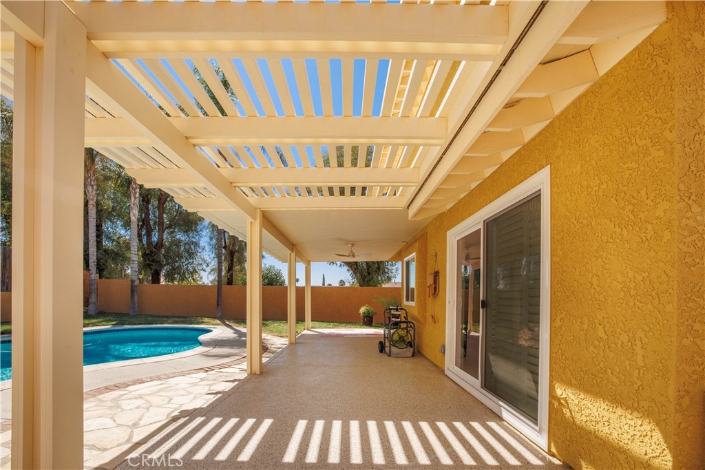 22705 Robin Way Grand Terrace, CA 92313 - Photo 13 of 15 a very nice looking room with a large window