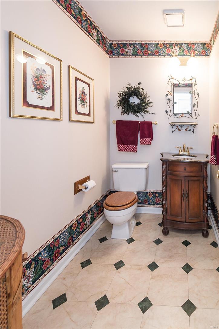501 Oak Leaf Manor Court Ballwin, MO 63021 - Photo 28 of 40