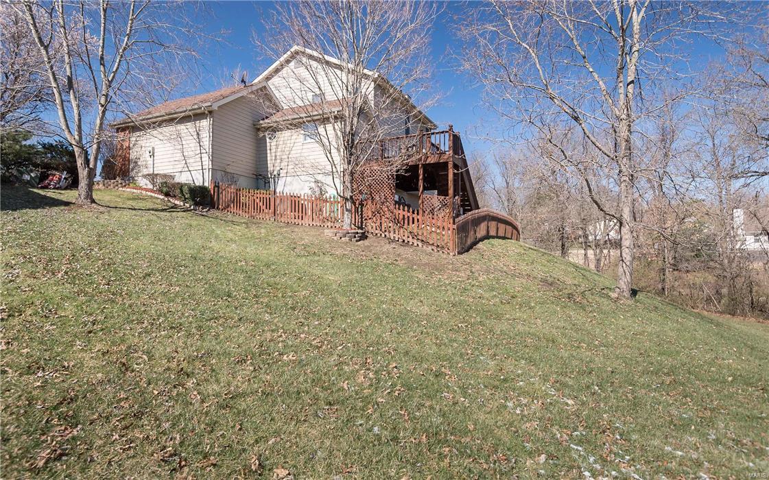 501 Oak Leaf Manor Court Ballwin, MO 63021 - Photo 39 of 40