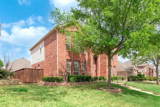 $2,595 | 2313 Hunters Run Drive, Plano, TX 75025