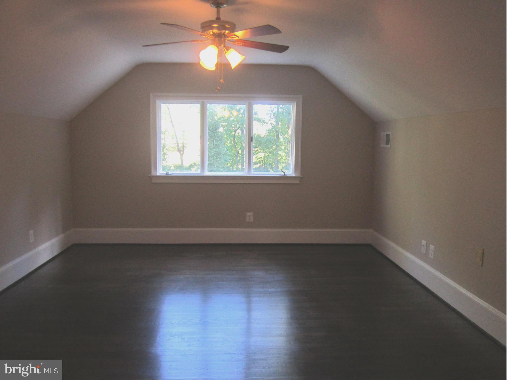 4611 Pinetree Road Rockville, MD 20853 - Photo 16 of 29 Bedroom