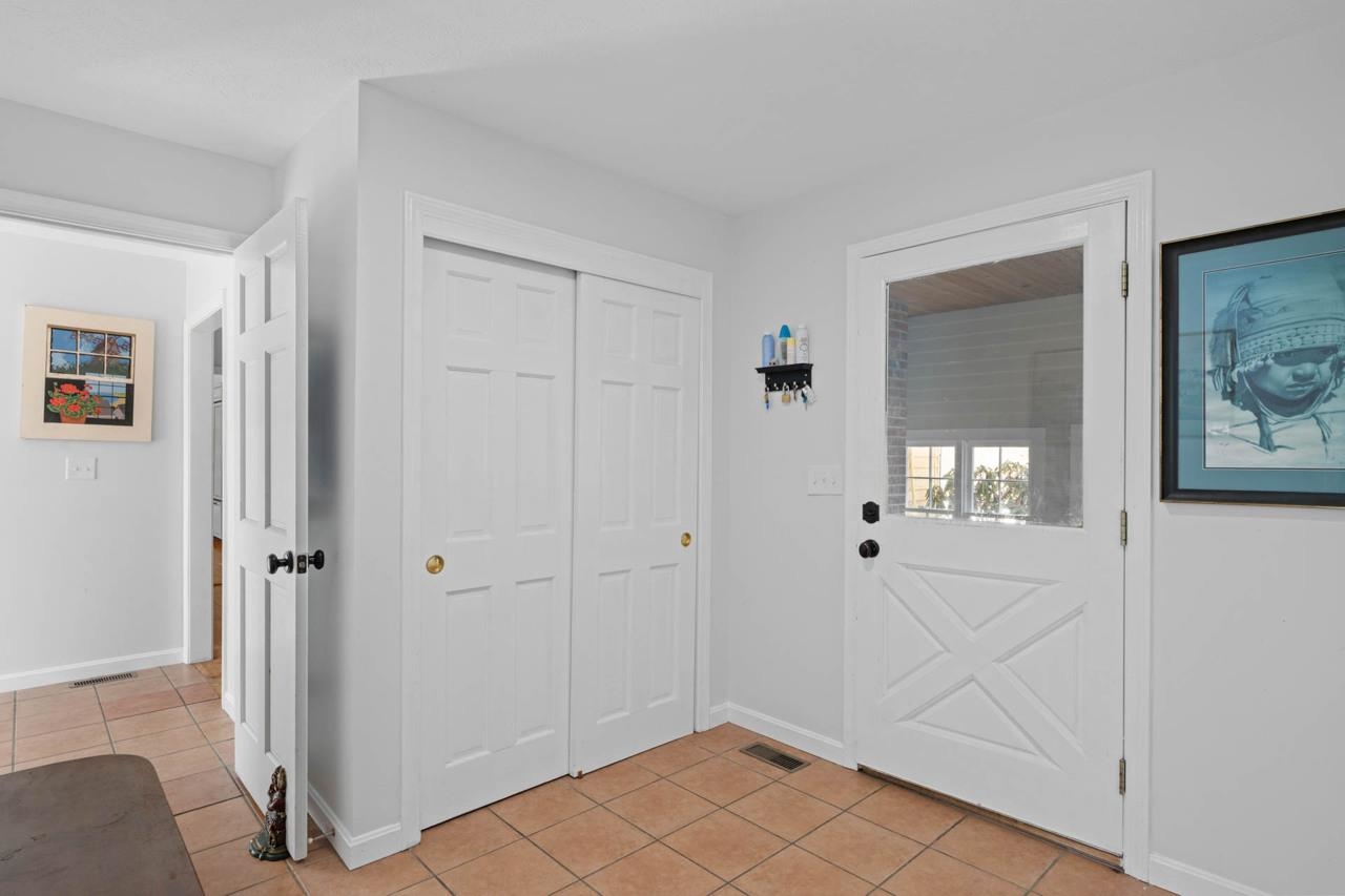 65 Kendall Hill Road Mont Vernon, NH 03057 - Photo 3 of 45