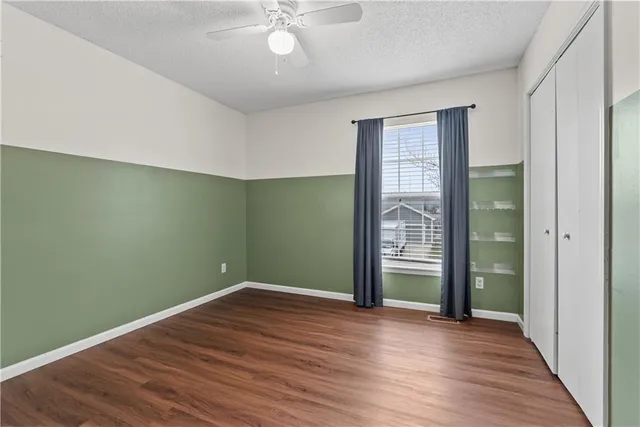 $275,000 | 2617 Northwest Richard Drive, Blue Springs, MO 64015